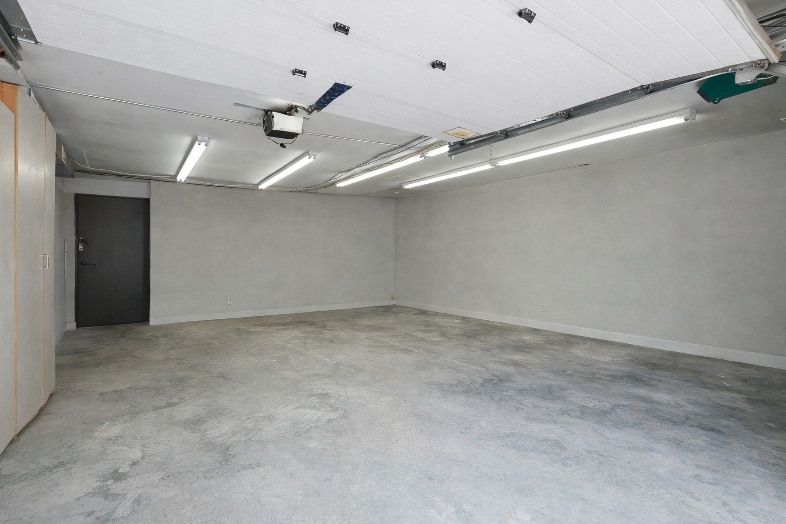 Declutter/Furniture Removal after